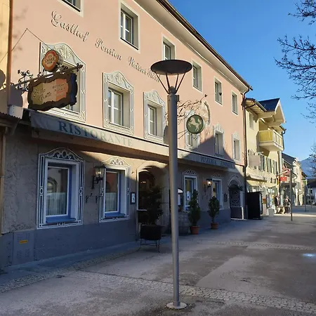 Weisses Roessel-cavallo Bianco Hotel