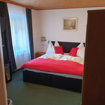 Otel Weisses Roessel-cavallo Bianco