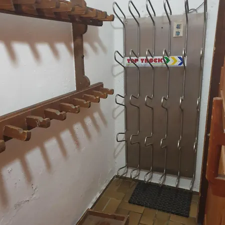 Weisses Roessel-cavallo Bianco